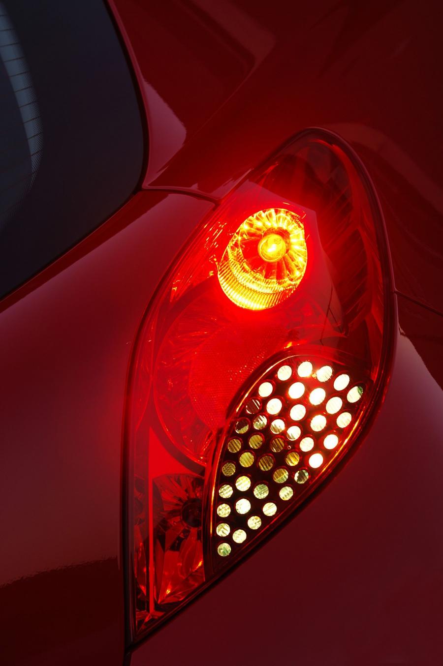  Peugeot 207 2006 года  (фото 165 из 180)